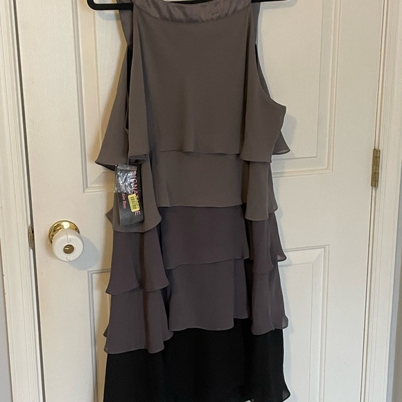Robbie Bee Signature Black and Gray Dress 18W - Picture 3 of 5